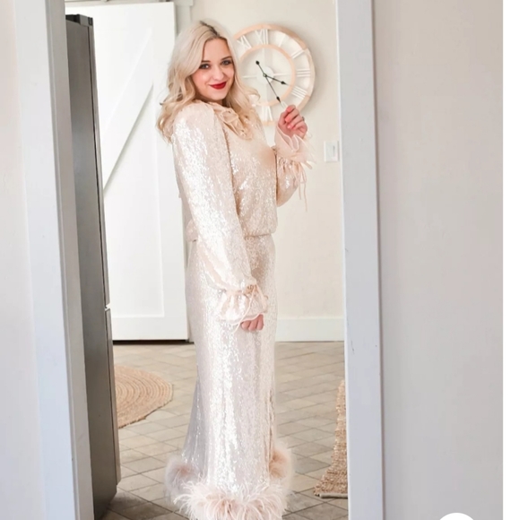 Antonio Melani x Nicola Bathie Champagne Gold Sequin Shelby Blouse - Picture 4 of 14